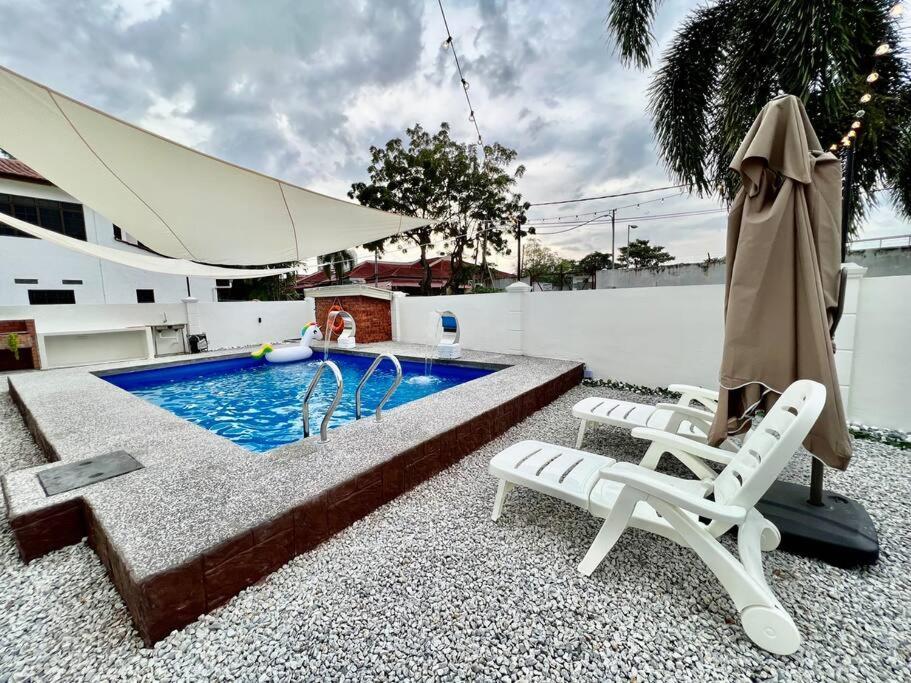 فيلا Klebang Melaka Private Pool 12Pax-4Br-Sing K-Coway ملقا المظهر الخارجي الصورة