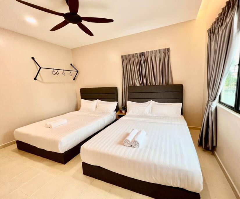 فيلا Klebang Melaka Private Pool 12Pax-4Br-Sing K-Coway ملقا المظهر الخارجي الصورة